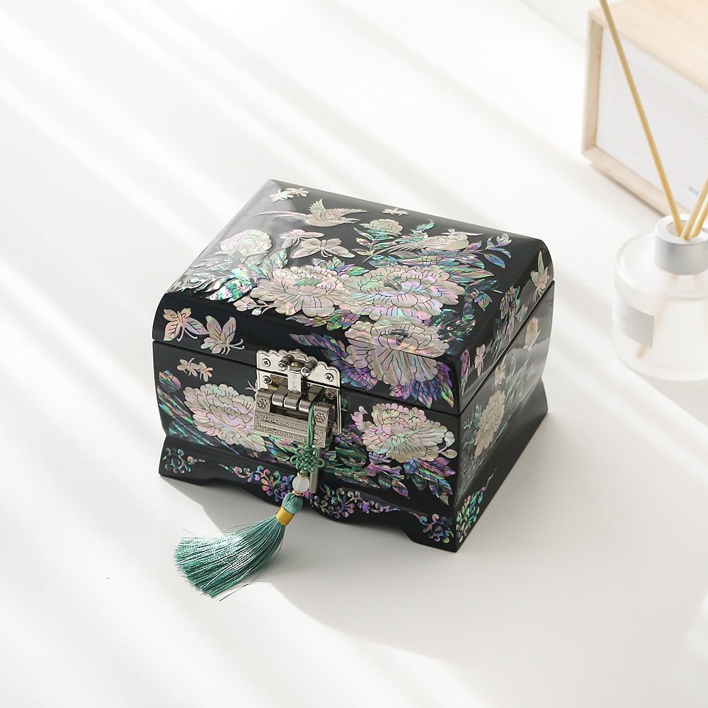 Korean Najeonchilgi Mother of Pearl Butterfly Peony Jewelry Box 16cm Black