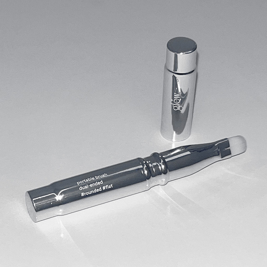 GLOW Portable Lip and Eye Brush - Image 3